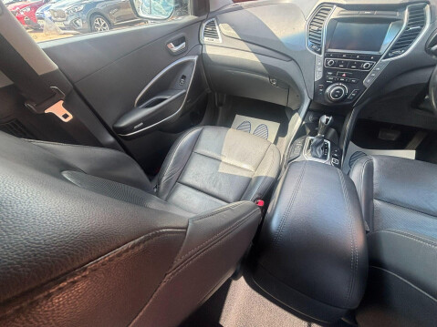 Hyundai SANTA FE 2.2 CRDi Blue Drive Premium Auto 4WD Euro 6 (s/s) 5dr (7 Seat) 30