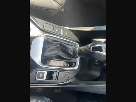 Hyundai SANTA FE 2.2 CRDi Blue Drive Premium Auto 4WD Euro 6 (s/s) 5dr (7 Seat) 55