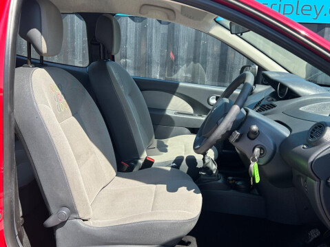 Renault Twingo 1.2 16V Bizu Euro 5 3dr 10