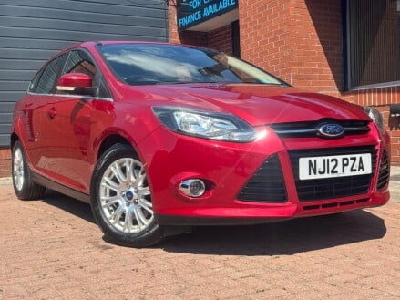 Ford Focus 1.6T EcoBoost Titanium Euro 5 (s/s) 5dr