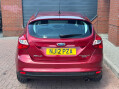 Ford Focus 1.6T EcoBoost Titanium Euro 5 (s/s) 5dr 18