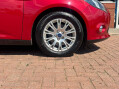 Ford Focus 1.6T EcoBoost Titanium Euro 5 (s/s) 5dr 53