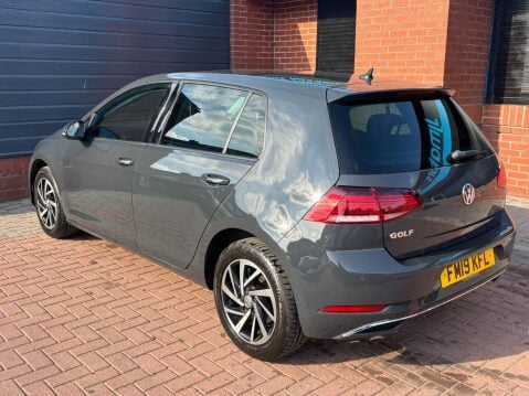 Volkswagen Golf 1.6 TDI Match Euro 6 (s/s) 5dr 8