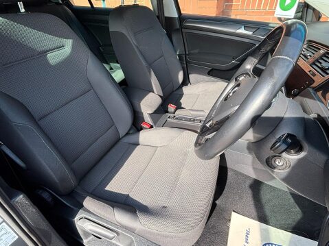 Volkswagen Golf 1.6 TDI Match Euro 6 (s/s) 5dr 22
