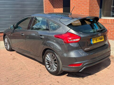 Ford Focus 1.0T EcoBoost ST-Line Euro 6 (s/s) 5dr 9