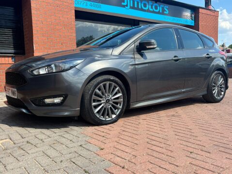 Ford Focus 1.0T EcoBoost ST-Line Euro 6 (s/s) 5dr 3