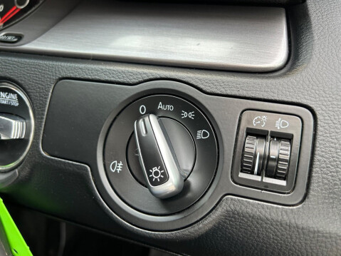 Volkswagen Passat 2.0 TDI BlueMotion Tech Executive Euro 5 (s/s) 5dr 16