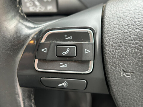 Volkswagen Passat 2.0 TDI BlueMotion Tech Executive Euro 5 (s/s) 5dr 20