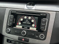 Volkswagen Passat 2.0 TDI BlueMotion Tech Executive Euro 5 (s/s) 5dr 23