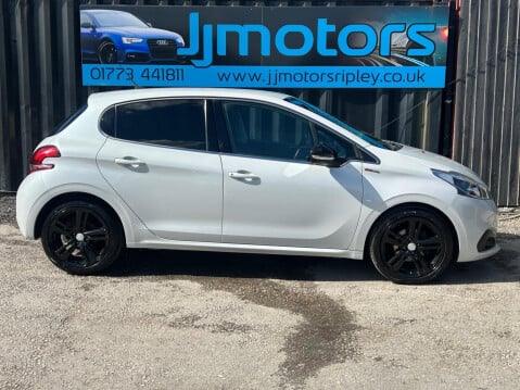Peugeot 208 1.2 PureTech GT Line Euro 6 (s/s) 5dr 7