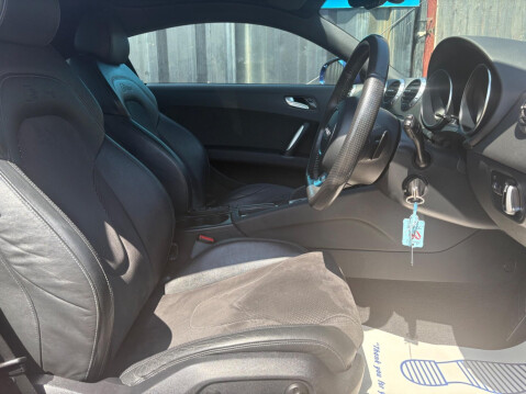 Audi TT 2.0 TDI S line S Tronic quattro Euro 5 3dr 15