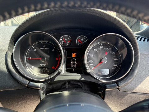 Audi TT 2.0 TDI S line S Tronic quattro Euro 5 3dr 36