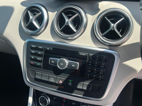 Mercedes-Benz A Class 2.1 A200 CDI Sport 7G-DCT Euro 6 (s/s) 5dr 17