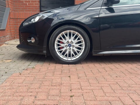 Ford Focus 1.6 TDCi Zetec S Euro 5 (s/s) 5dr 34