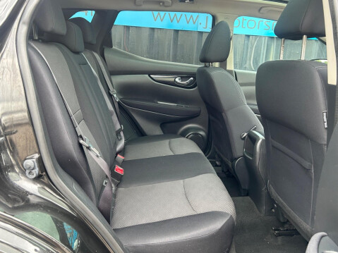 Nissan Qashqai 1.2 DIG-T Acenta Premium 2WD Euro 5 (s/s) 5dr 12