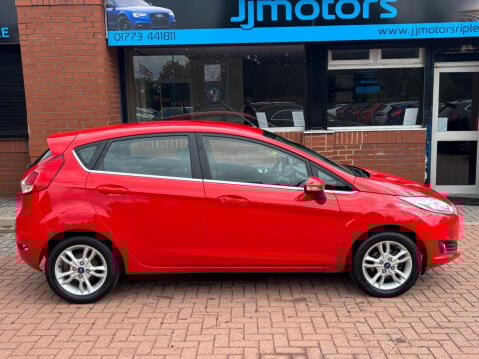 Ford Fiesta 1.25 Zetec Euro 6 5dr 15