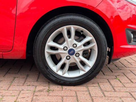 Ford Fiesta 1.25 Zetec Euro 6 5dr 33