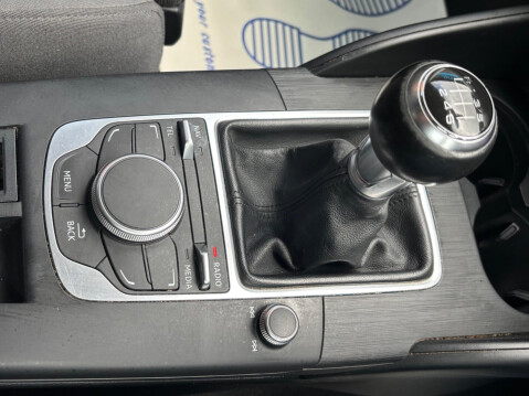 Audi A3 1.6 TDI Sport Euro 6 (s/s) 3dr (Nav) 26