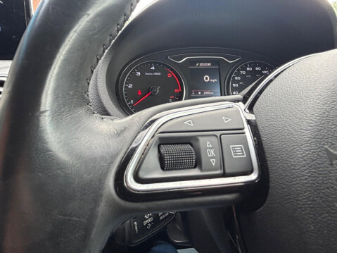 Audi A3 1.6 TDI Sport Euro 6 (s/s) 3dr (Nav) 34