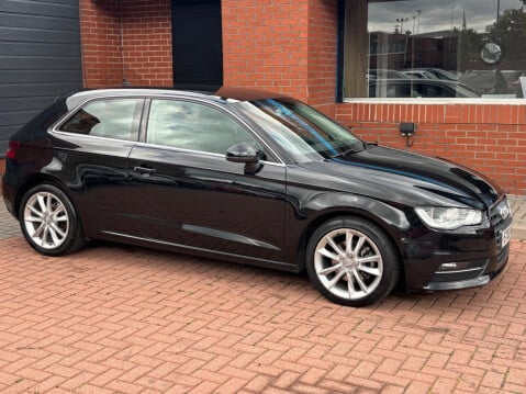 Audi A3 1.6 TDI Sport Euro 6 (s/s) 3dr (Nav) 52