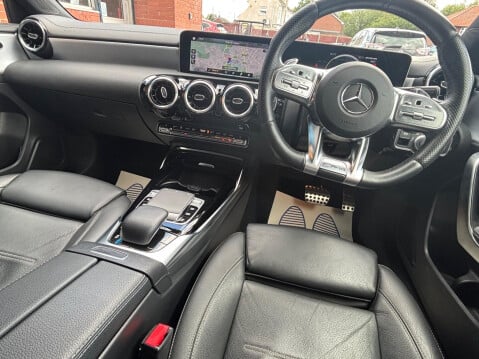 Mercedes-Benz A Class 2.0 A35 AMG (Executive) SpdS DCT 4MATIC Euro 6 (s/s) 5dr 33