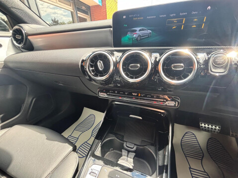 Mercedes-Benz A Class 2.0 A35 AMG (Executive) SpdS DCT 4MATIC Euro 6 (s/s) 5dr 67