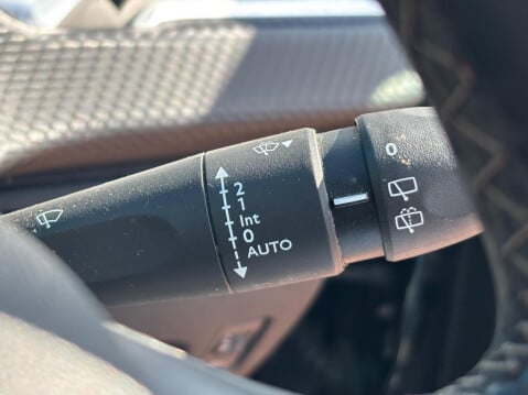Peugeot 2008 1.2 PureTech Allure Euro 6 (s/s) 5dr 33