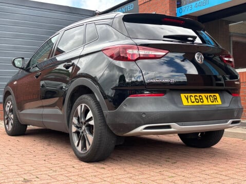 Vauxhall Grandland X 1.2 Turbo Sport Nav Euro 6 (s/s) 5dr 4