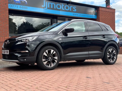 Vauxhall Grandland X 1.2 Turbo Sport Nav Euro 6 (s/s) 5dr 12