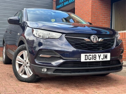Vauxhall Grandland X 1.2 Turbo SE Euro 6 (s/s) 5dr