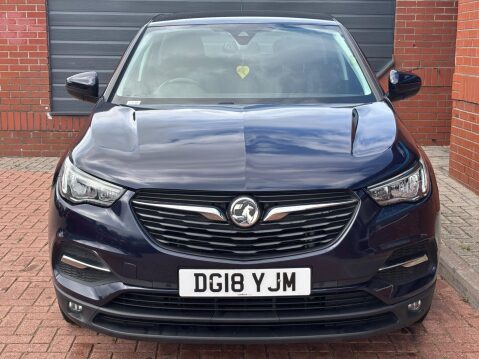Vauxhall Grandland X 1.2 Turbo SE Euro 6 (s/s) 5dr 5