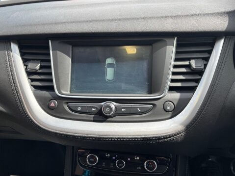 Vauxhall Grandland X 1.2 Turbo SE Euro 6 (s/s) 5dr 23