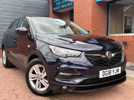 Vauxhall Grandland X 1.2 Turbo SE Euro 6 (s/s) 5dr