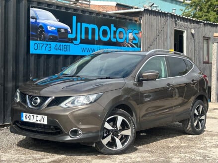 Nissan Qashqai 1.6 dCi N-Connecta XTRON 2WD Euro 6 (s/s) 5dr