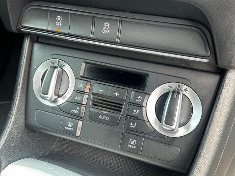 Audi Q3 2.0 TDI S line quattro Euro 5 (s/s) 5dr 33