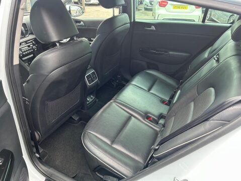 Kia Sportage 1.7 CRDi 3 Euro 6 (s/s) 5dr 14