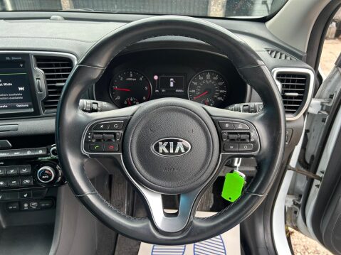 Kia Sportage 1.7 CRDi 3 Euro 6 (s/s) 5dr 17