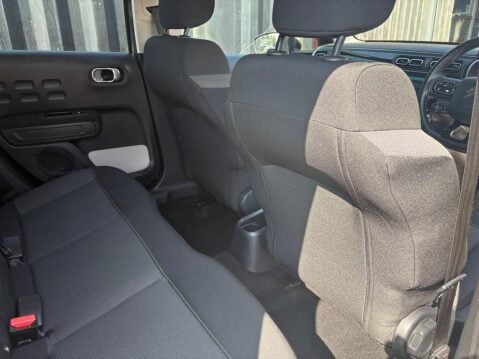 Citroen C3 1.2 PureTech Flair Euro 6 5dr 29