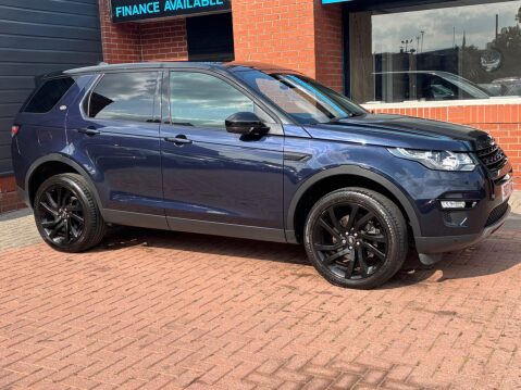 Land Rover Discovery Sport 2.0 TD4 HSE Black Auto 4WD Euro 6 (s/s) 5dr 3