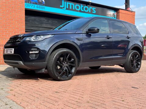 Land Rover Discovery Sport 2.0 TD4 HSE Black Auto 4WD Euro 6 (s/s) 5dr 8