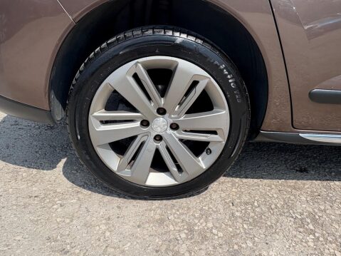 Peugeot 3008 1.6 HDi Allure Euro 5 5dr 12