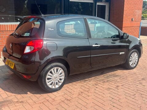 Renault Clio 1.2 I-Music Euro 5 3dr 16
