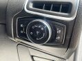 Ford Focus 1.6 TDCi Titanium Navigator Euro 5 (s/s) 5dr 23