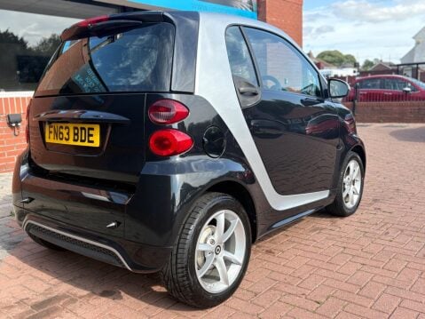 Smart Fortwo Coupe 1.0 MHD Pulse SoftTouch Euro 5 (s/s) 2dr 10