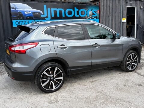 Nissan Qashqai 1.5 dCi Tekna 2WD Euro 6 (s/s) 5dr 13