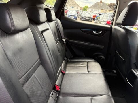 Nissan Qashqai 1.5 dCi Tekna 2WD Euro 6 (s/s) 5dr 32