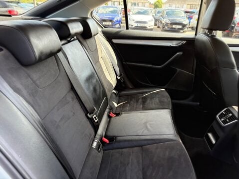 Skoda Octavia 2.0 TDI SE L DSG Euro 6 (s/s) 5dr 33