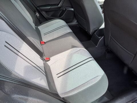SEAT Leon 1.0 TSI SE Dynamic Euro 6 (s/s) 5dr 31