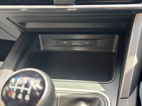 SEAT Leon 1.0 TSI SE Dynamic Euro 6 (s/s) 5dr 25