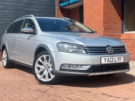 Volkswagen Passat 2.0 TDI BlueMotion Tech Alltrack 4Motion Euro 5 (s/s) 5dr